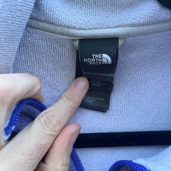 The North Face Fleece Jacket - Picture 10 of 12